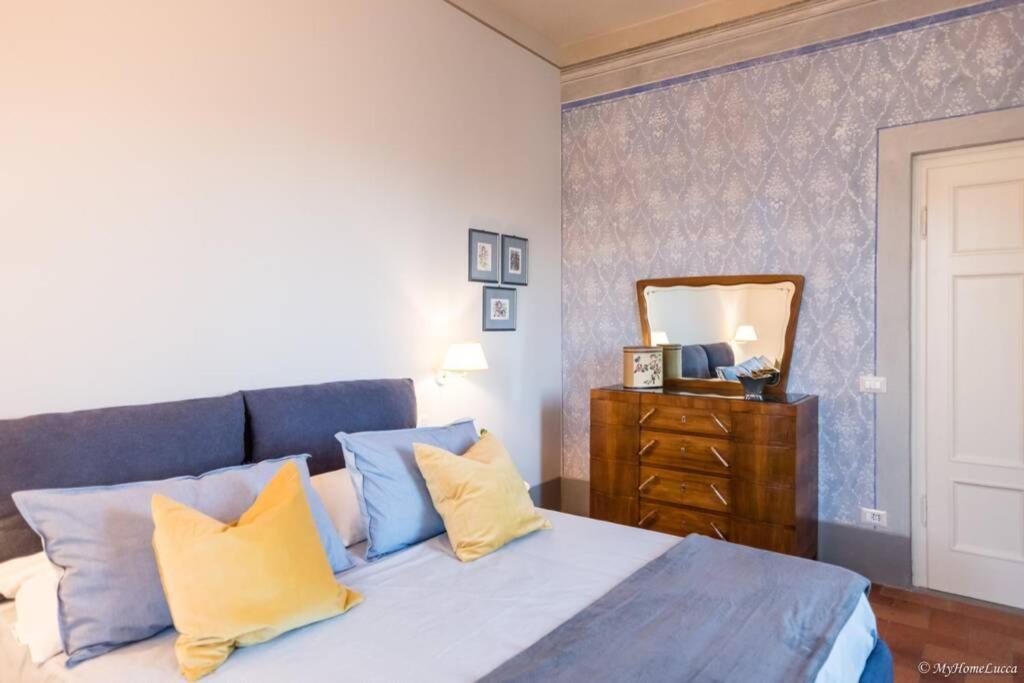 Casa Maria - Attico Di Lusso Vicino Alle Mura Lucques Extérieur photo